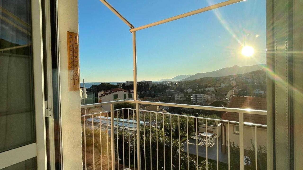 Appartamento Melograno "A Casa Felice" Pietra Ligure Kültér fotó